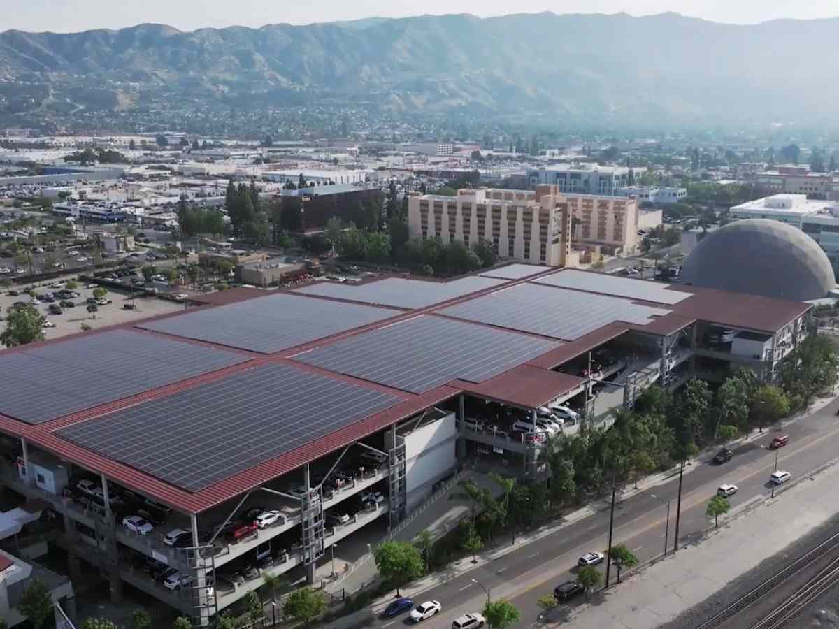 Baker Electric solar and battery storage project at Hollywood Burbank Airport RITC