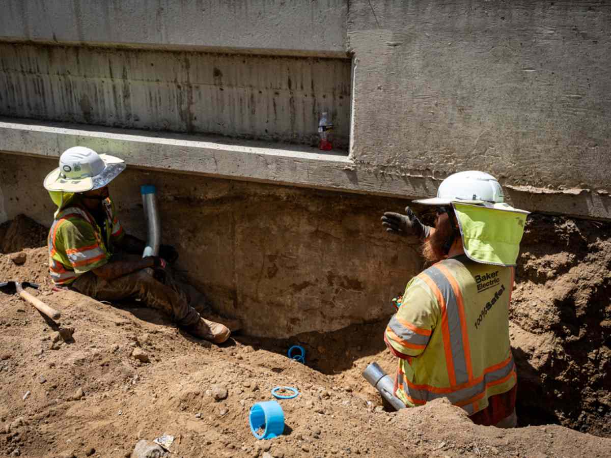 78_Jobsite_Workers_1